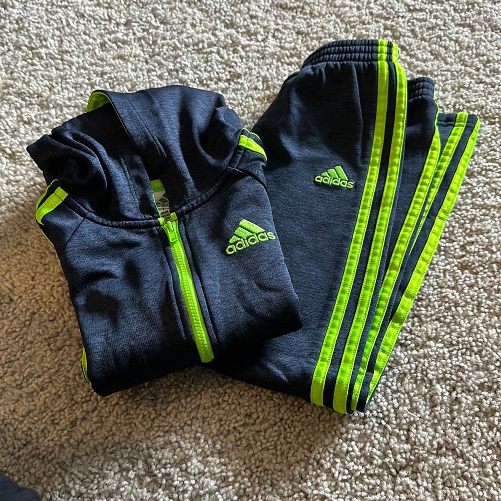 Boys jogger set